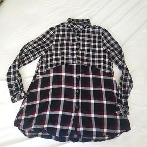 Plaid button down Shirt (XS)